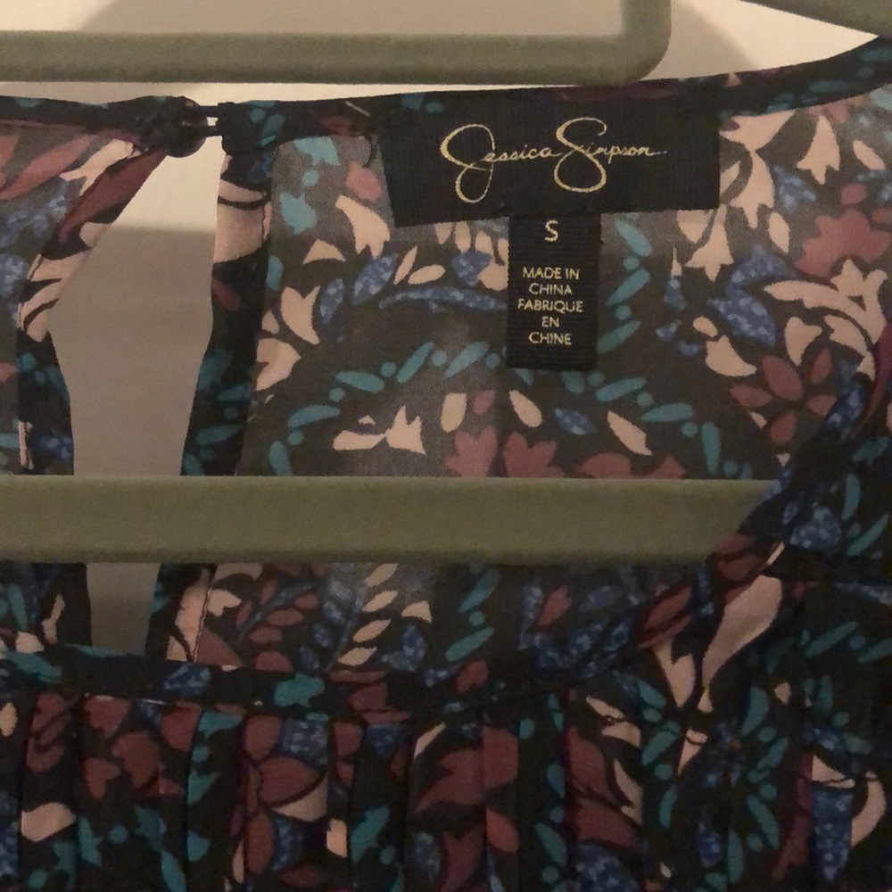 Top - Picture 3 of 3